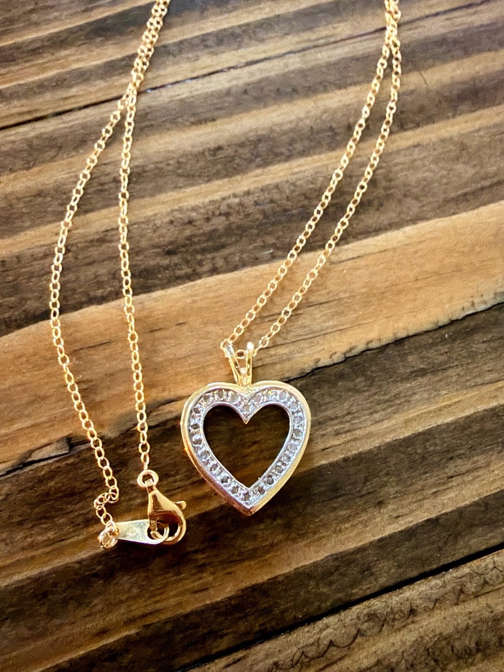 Gold plated 925 Sterling Silver Heart Pendant Necklace with Natural Diamonds
